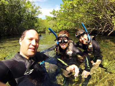 Peter Sandra e Ingrid no rio Olho D'água